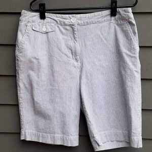 Laura Scott Gray/White Stripe Shorts - Size 10